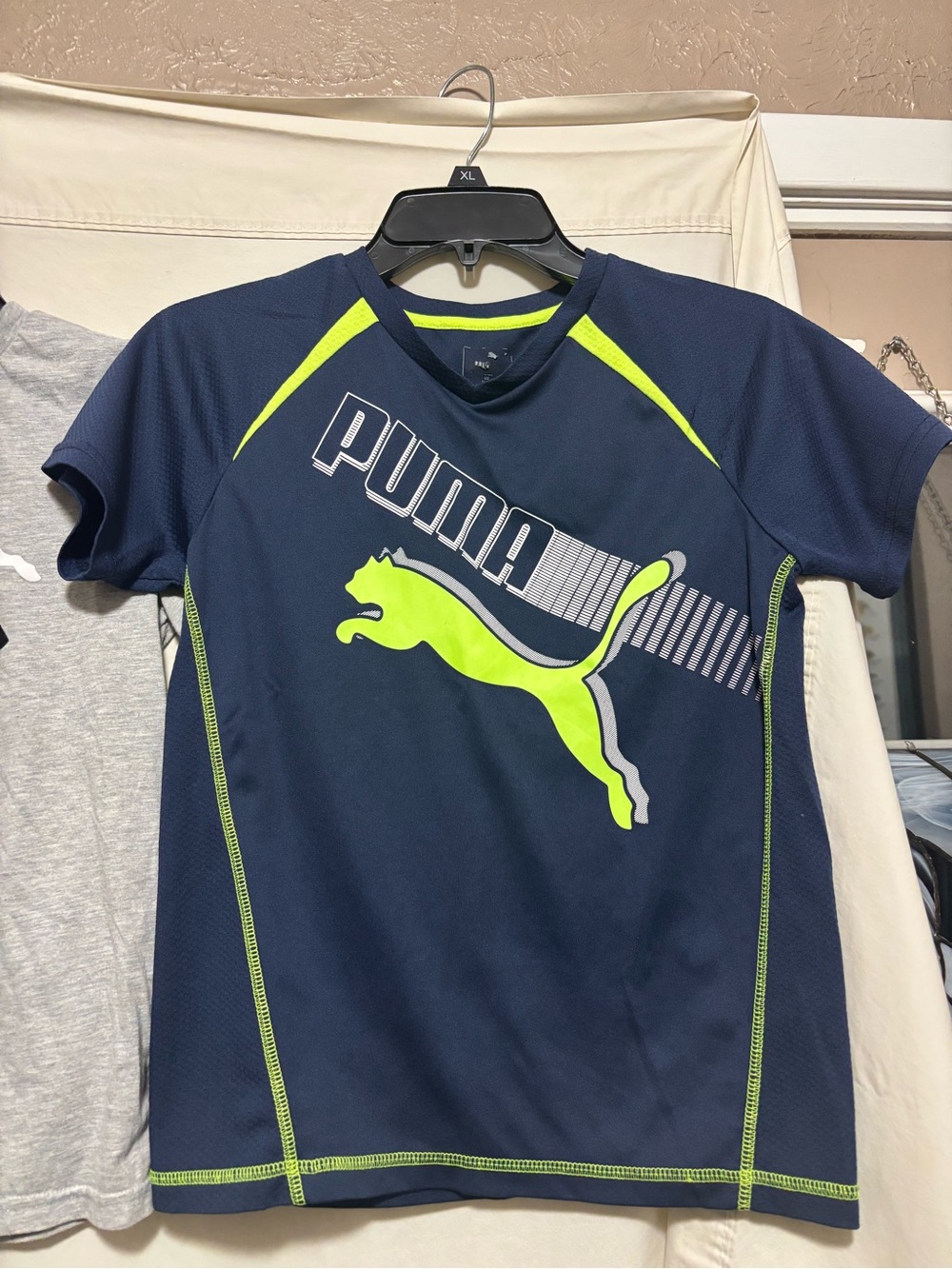 Puma Lot Short Sleeve T-Shirts-Youth Medium - Picture 4 of 4